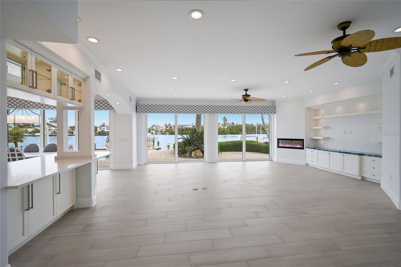 8321 Marina Drive, Holmes Beach, FL 34217 Photo