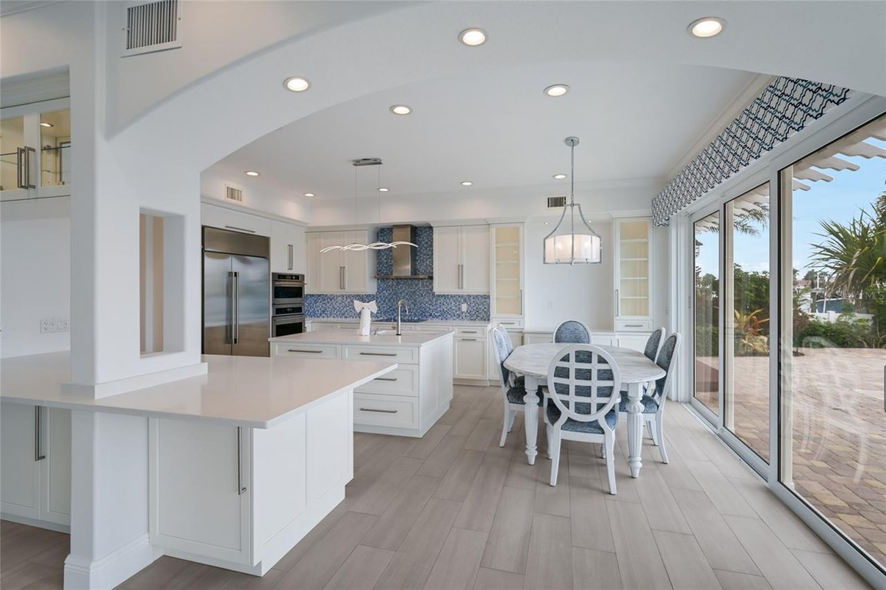 8321 Marina Drive, Holmes Beach, FL 34217 Photo