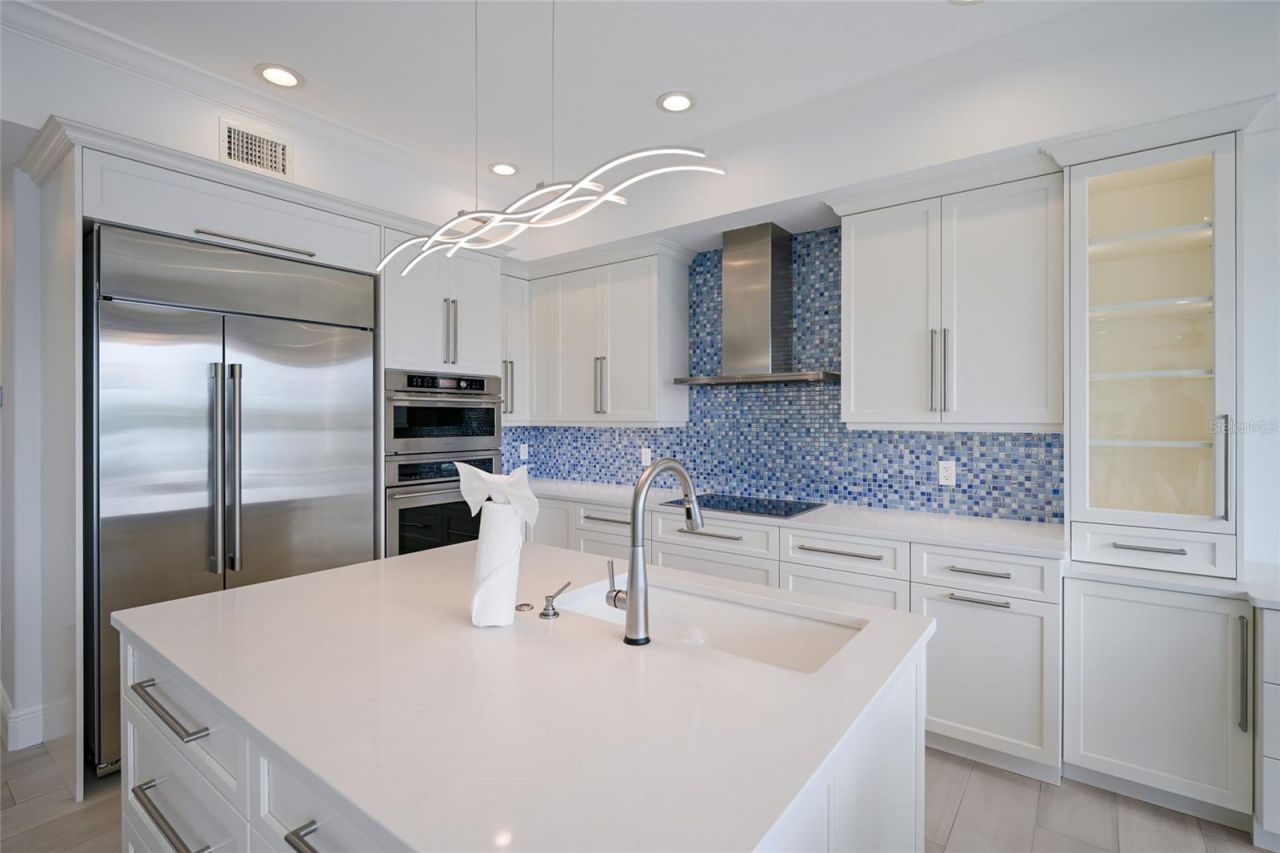 8321 Marina Drive, Holmes Beach, FL 34217 Photo