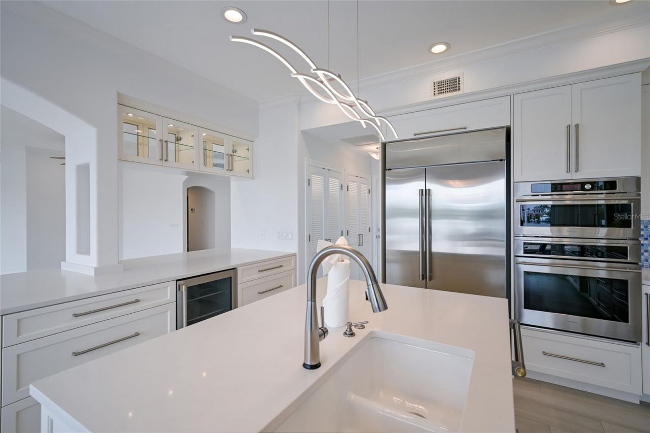 8321 Marina Drive, Holmes Beach, FL 34217 Photo