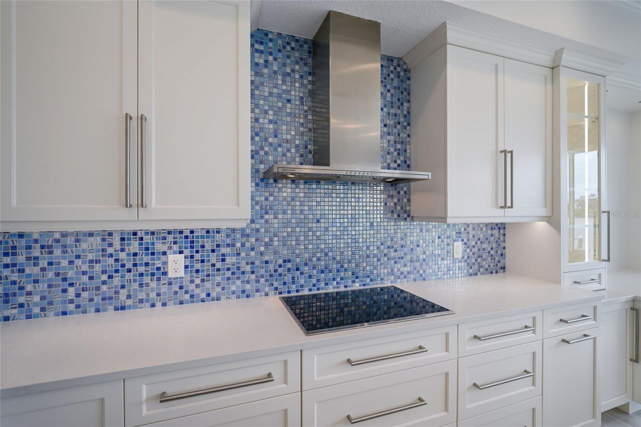 8321 Marina Drive, Holmes Beach, FL 34217 Photo