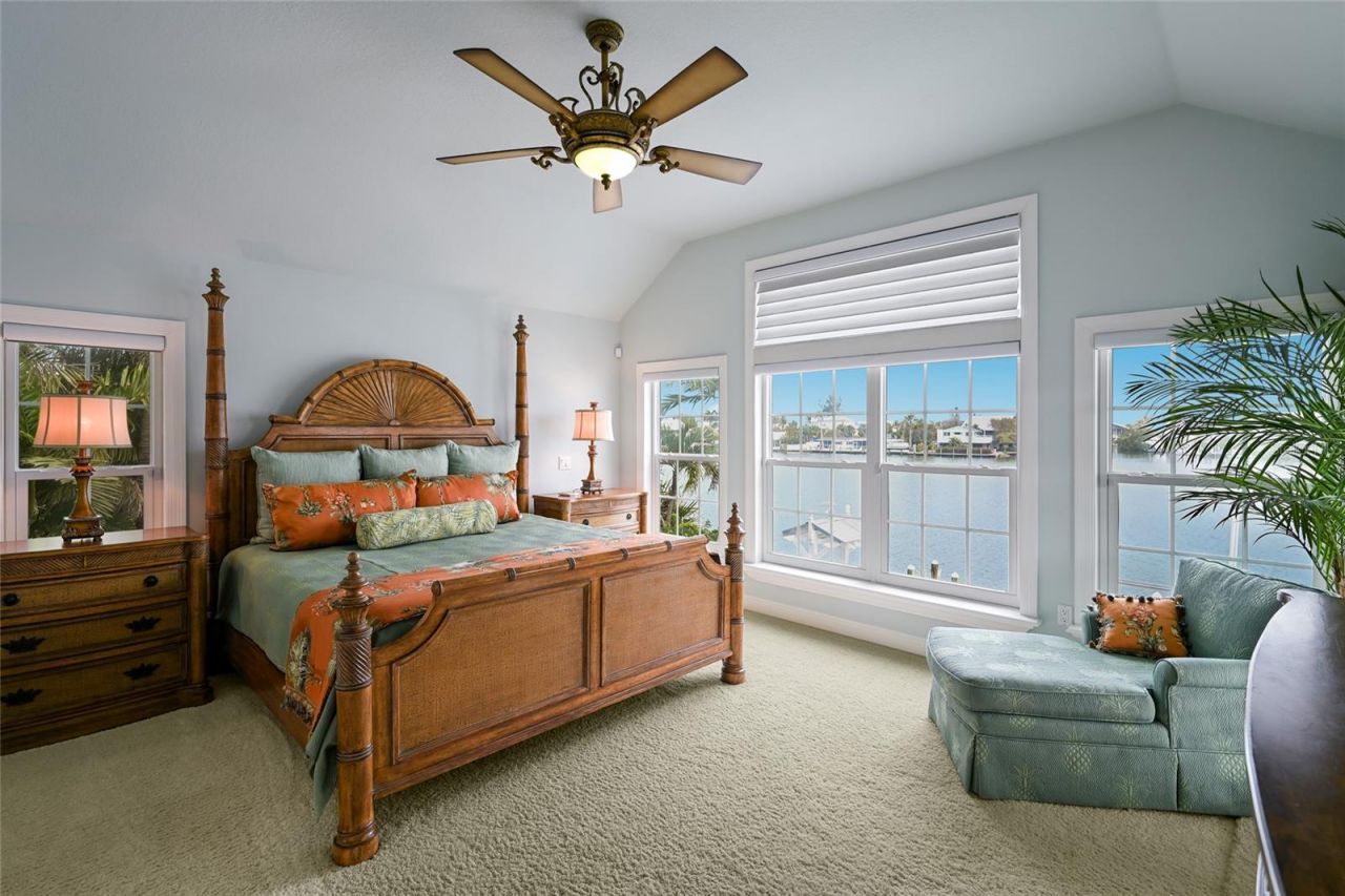 8321 Marina Drive, Holmes Beach, FL 34217 Photo