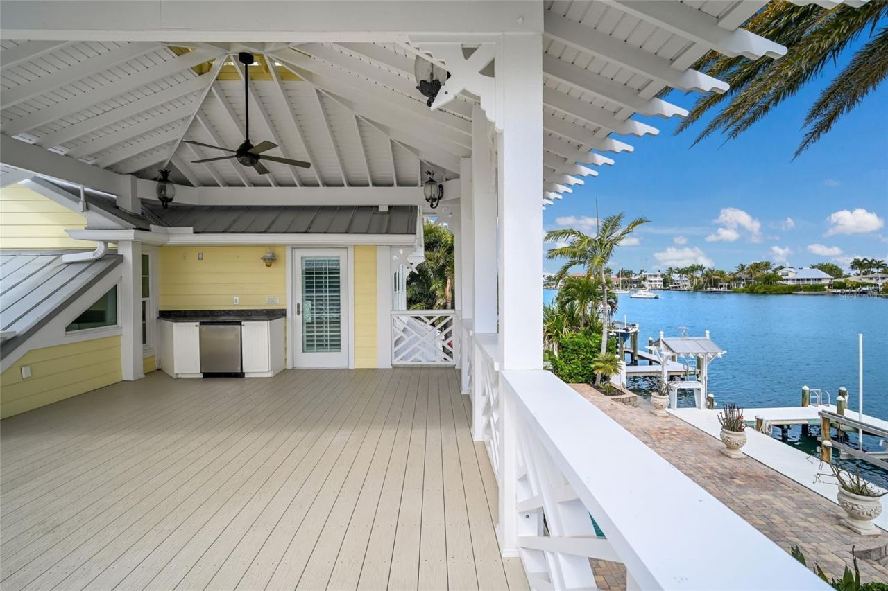 8321 Marina Drive, Holmes Beach, FL 34217 Photo