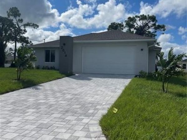 2614 NW 27th ST , CAPE CORAL, FL 33993