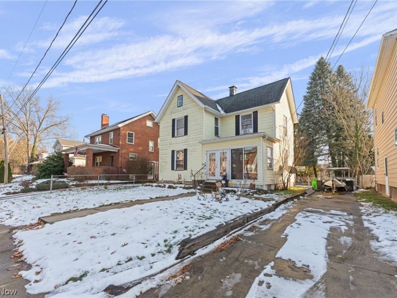 1221 North Avenue NE, Massillon, OH 44646 Photo 2