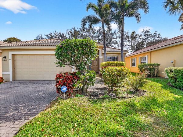 7420 Twin Falls Drive, Boynton Beach, FL 33437