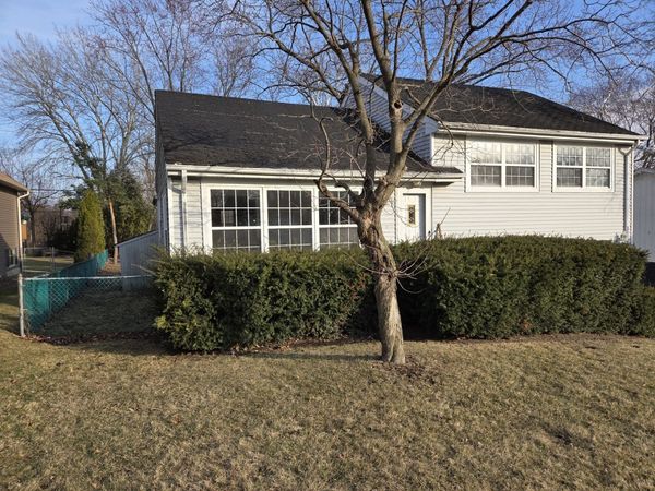 743 Skyline Drive , Barrington, IL 60010