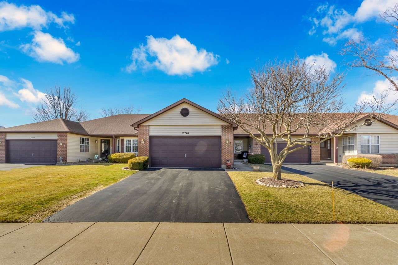 13740 S Magnolia Drive, Plainfield, IL 60544 Main Photo