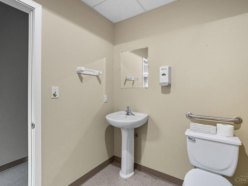 1108 Kemper Meadow Drive, Forest Park, OH 45240 Photo 37