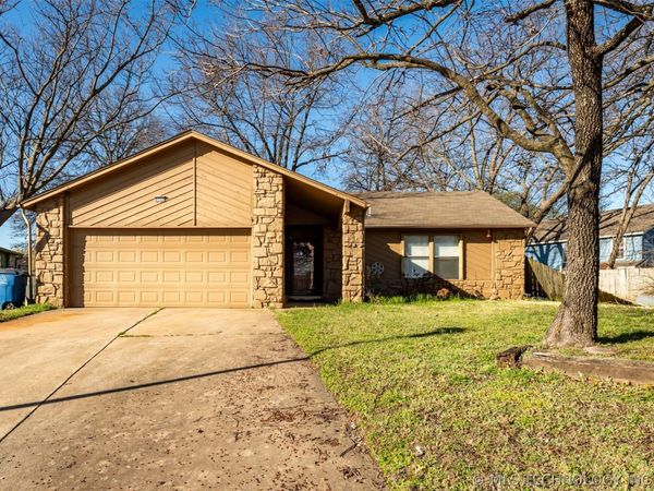 9364 S 89th East Avenue, Tulsa, OK 74133