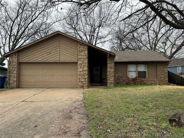 9364 S 89th East Avenue , Tulsa, OK 74133