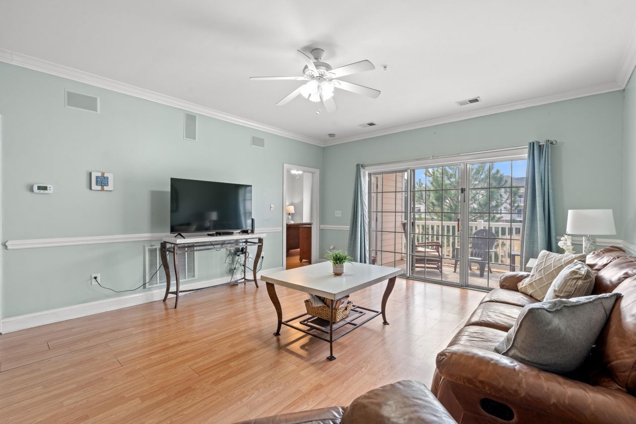 4803 Bovardia Pl. Photo 10