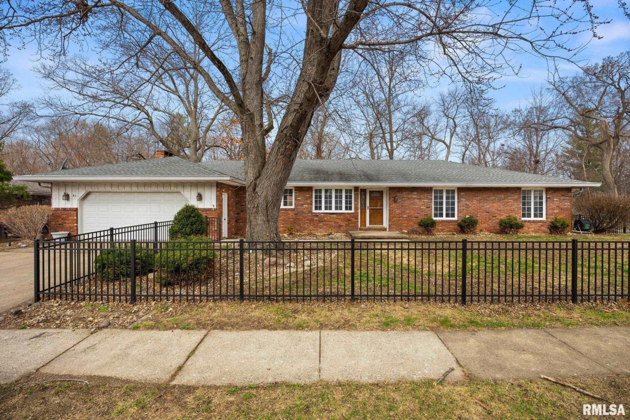 85 Hickory Ridge Court, Morton, IL 61550 Main Photo