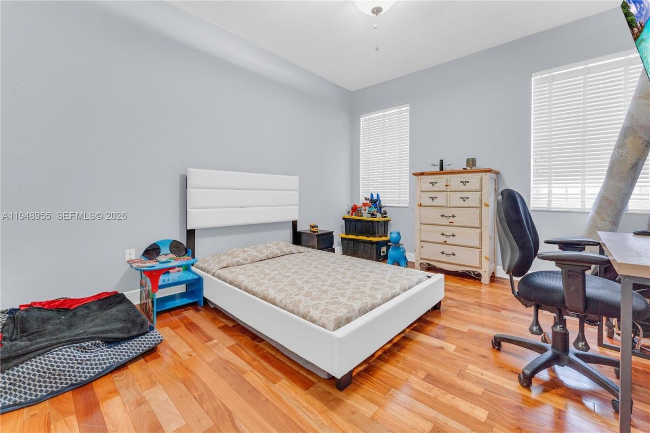 14271 SW 34th St, Miami, FL 33175 Photo