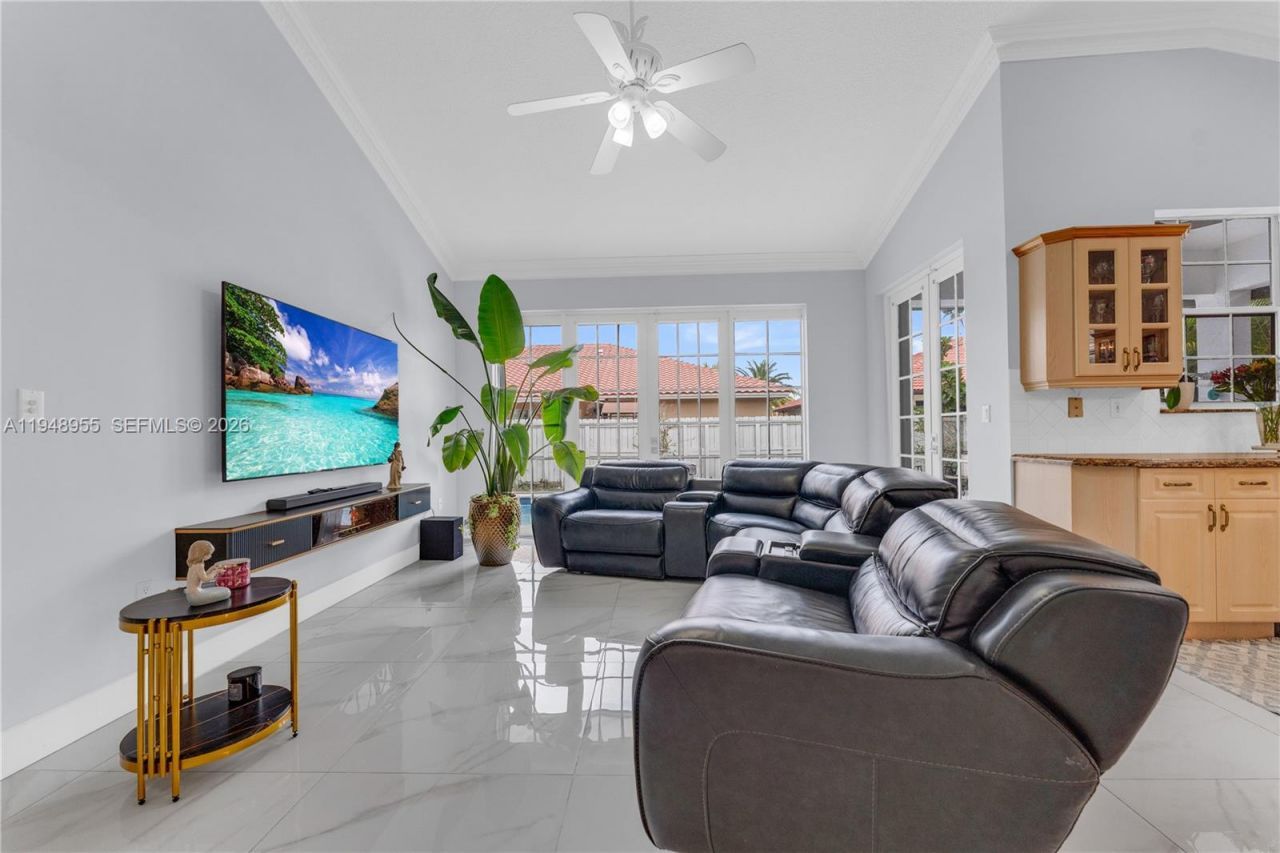 14271 SW 34th St, Miami, FL 33175 Photo