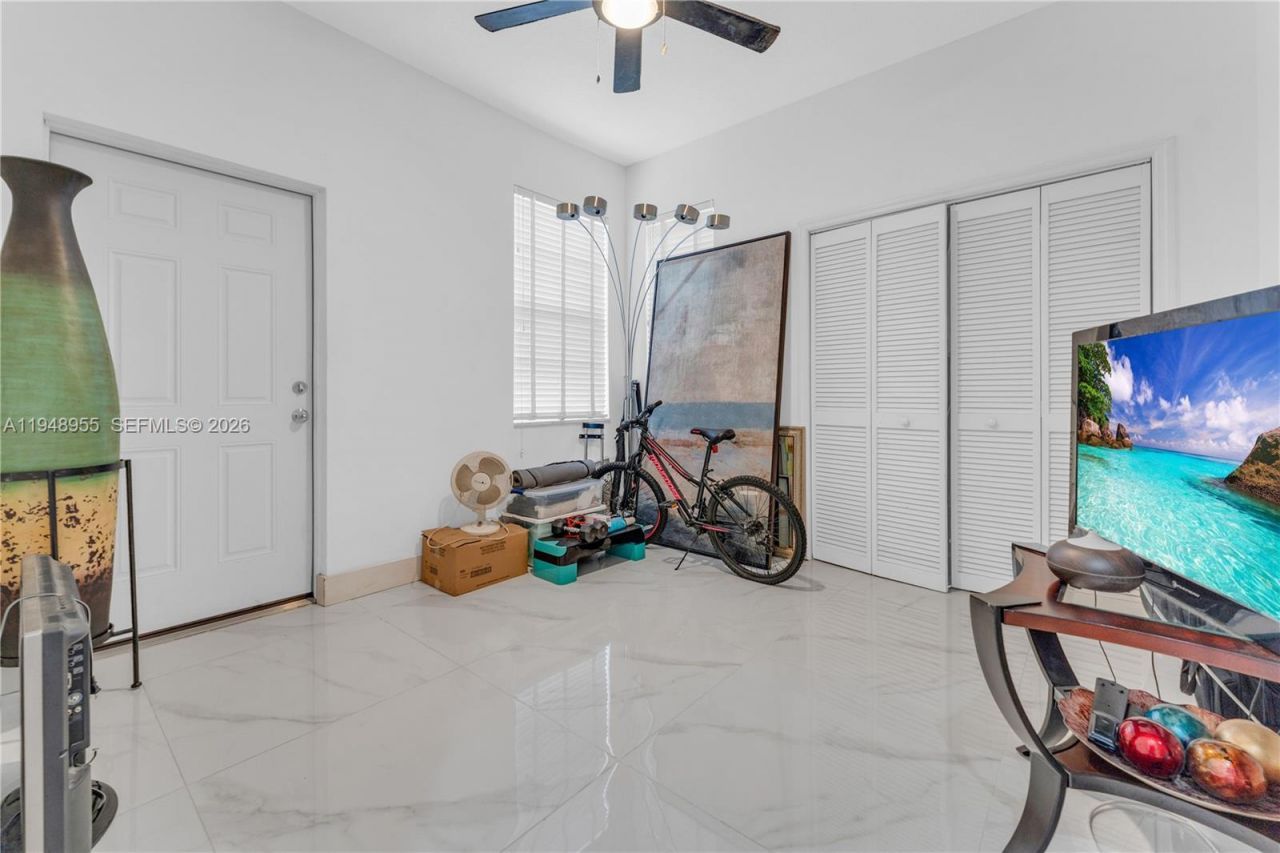 14271 SW 34th St, Miami, FL 33175 Photo