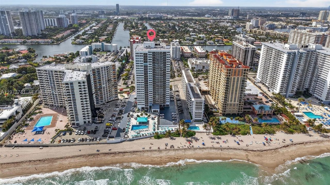 3140 S Ocean Dr, Unit PH4, Hallandale Beach, FL 33009 Photo