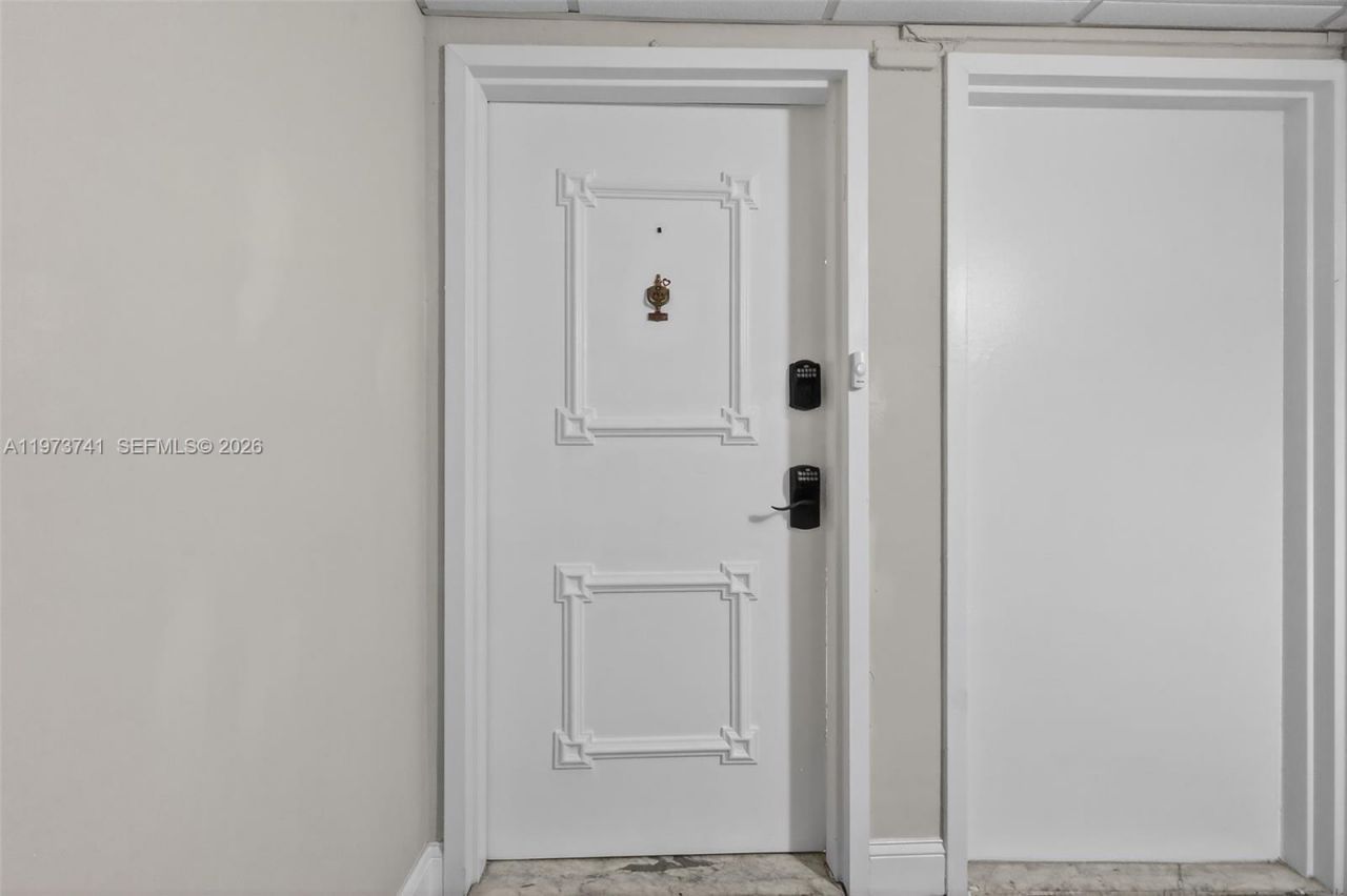 3140 S Ocean Dr, Unit PH4, Hallandale Beach, FL 33009 Photo