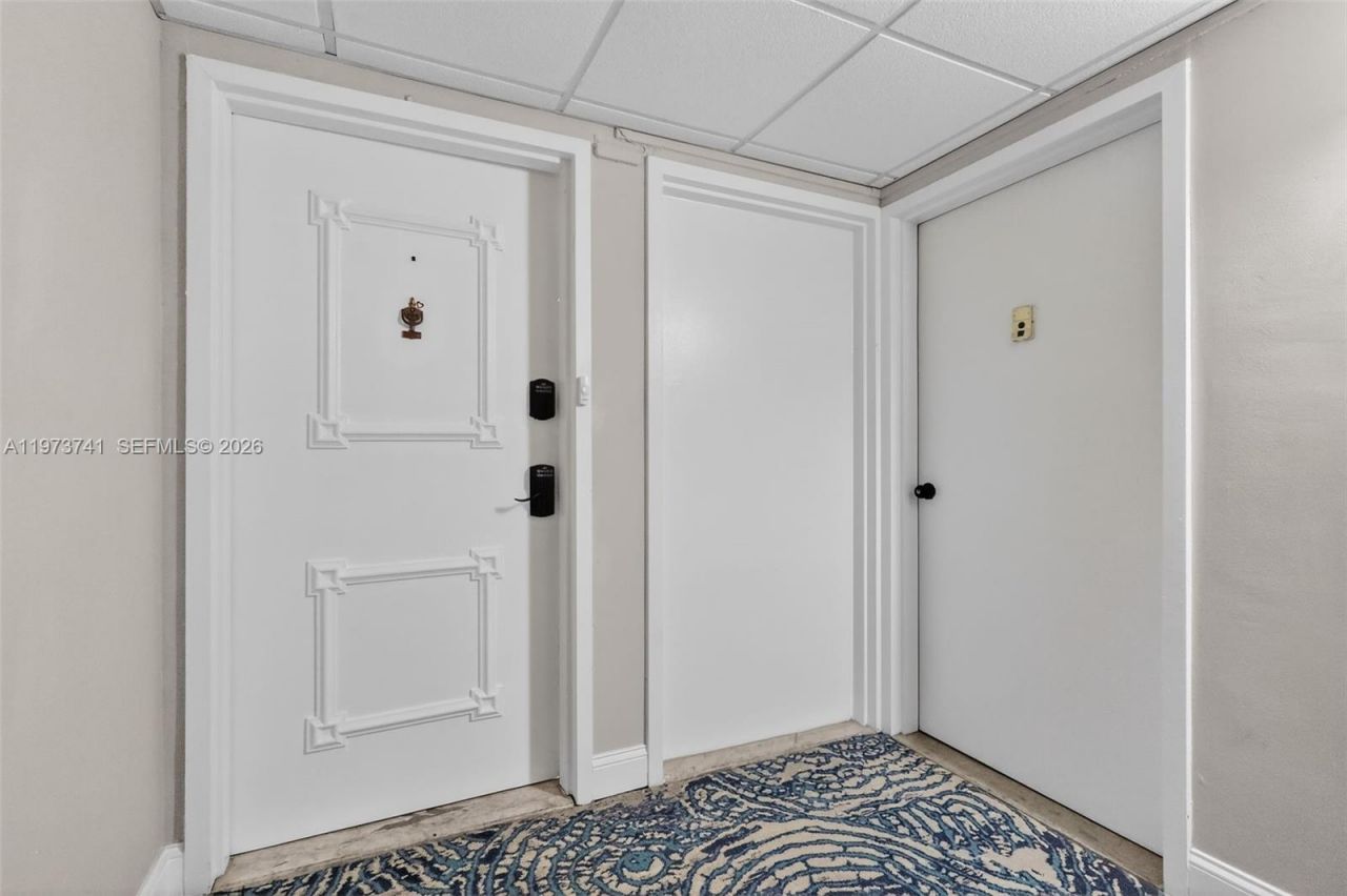 3140 S Ocean Dr, Unit PH4, Hallandale Beach, FL 33009 Photo