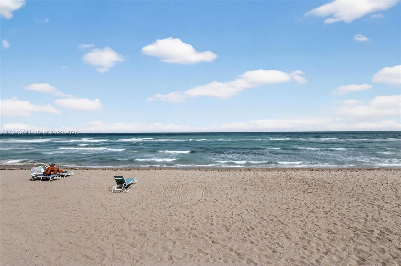 3140 S Ocean Dr, Unit PH4, Hallandale Beach, FL 33009 Photo