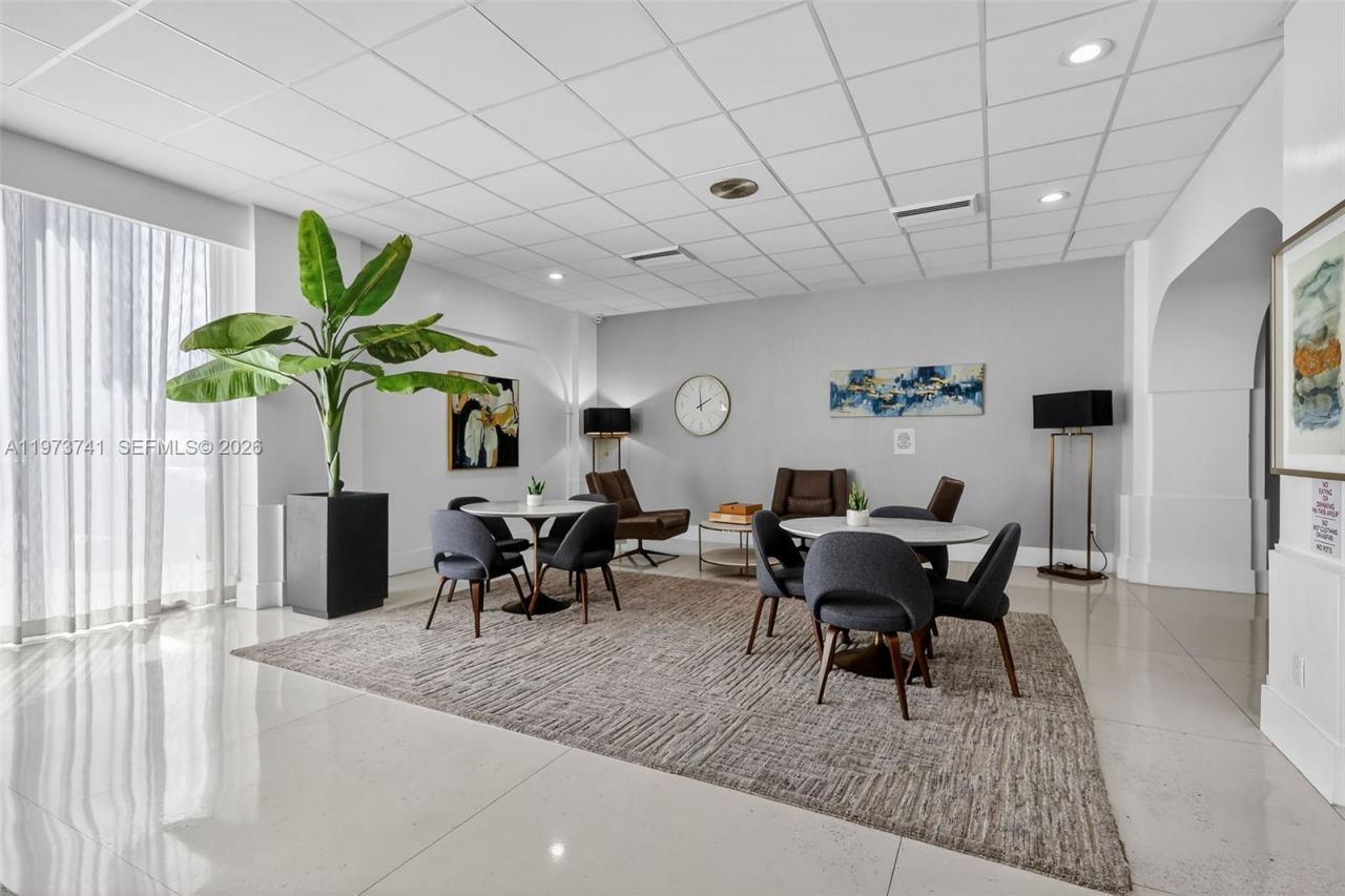 3140 S Ocean Dr, Unit PH4, Hallandale Beach, FL 33009 Photo