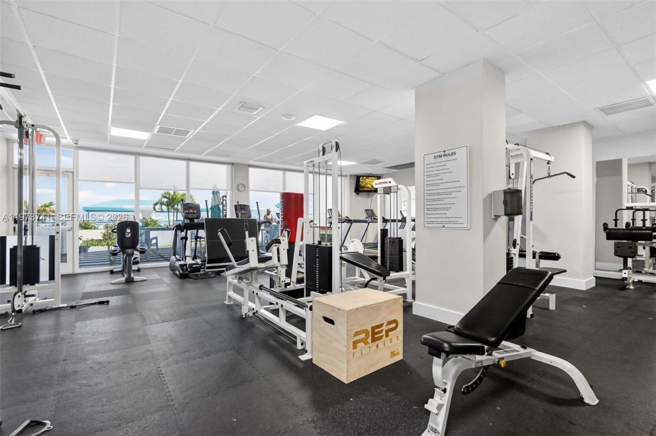 3140 S Ocean Dr, Unit PH4, Hallandale Beach, FL 33009 Photo