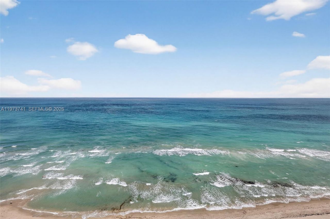3140 S Ocean Dr, Unit PH4, Hallandale Beach, FL 33009 Photo