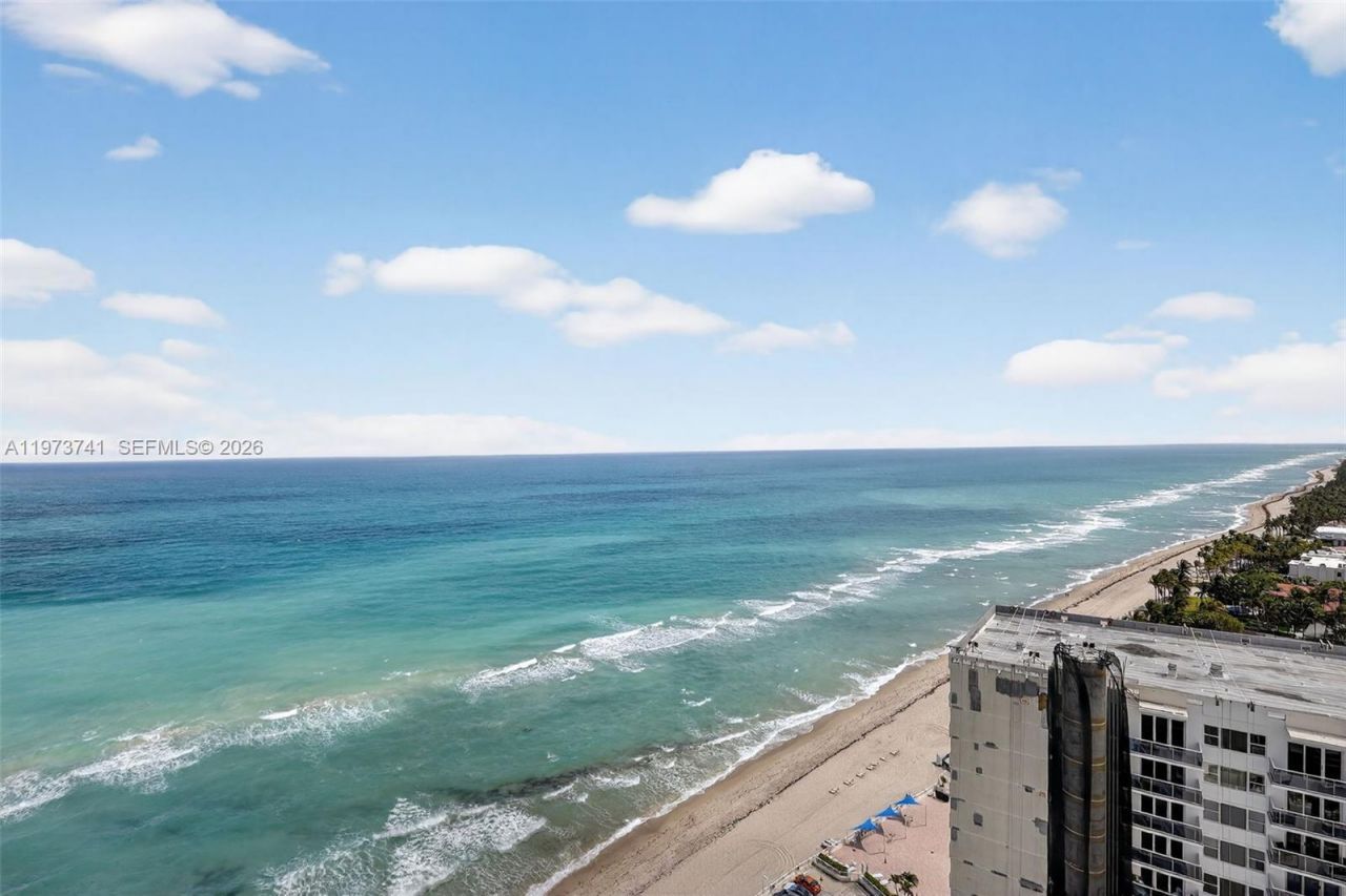 3140 S Ocean Dr, Unit PH4, Hallandale Beach, FL 33009 Photo