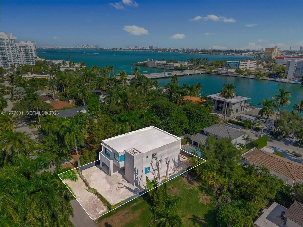 7701 Coquina Dr , North Bay Village, FL 33141 Photo