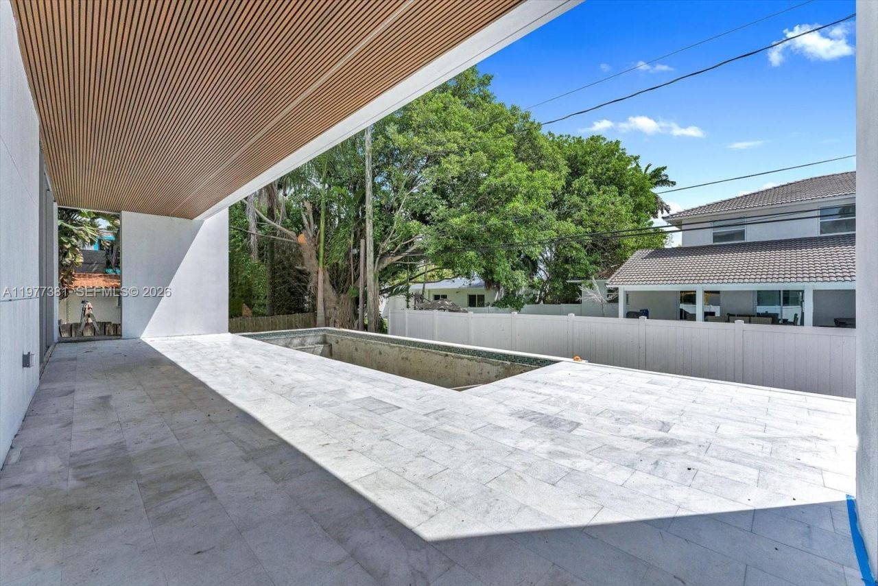 7701 Coquina Dr , North Bay Village, FL 33141 Photo