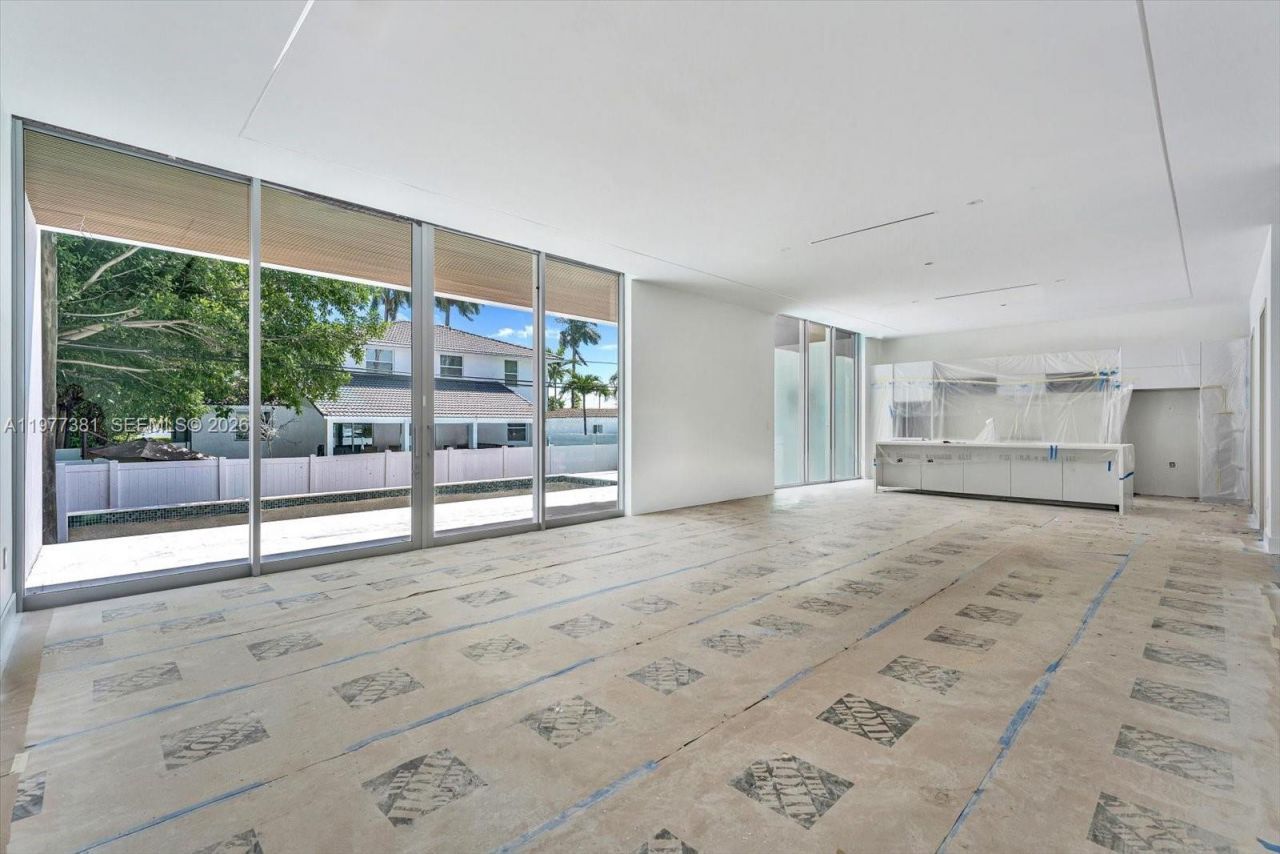 7701 Coquina Dr , North Bay Village, FL 33141 Photo