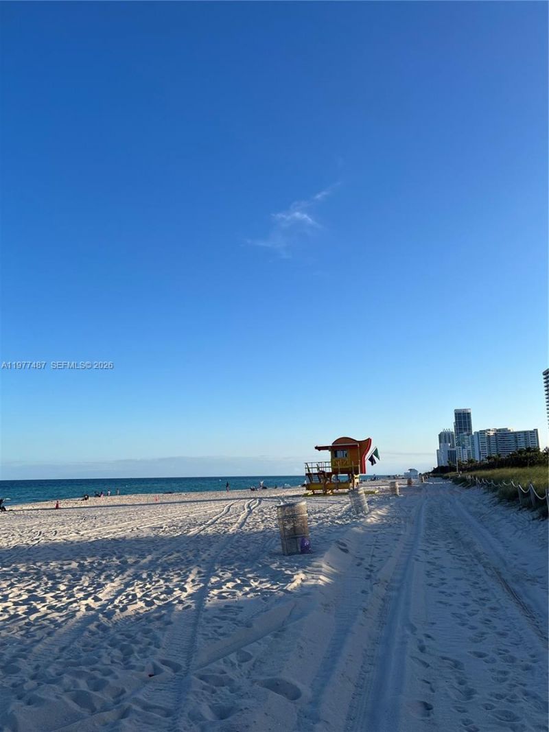 7800 Collins Ave , Unit 302, Miami Beach, FL 33141 Photo