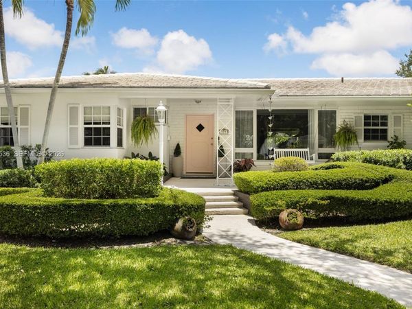 575 NE 97th St , Miami Shores, FL 33138