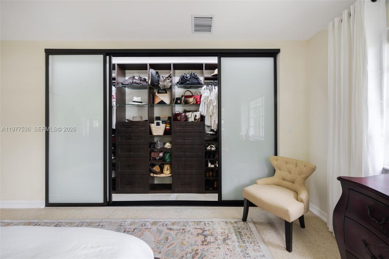 575 NE 97th St , Miami Shores, FL 33138 Photo