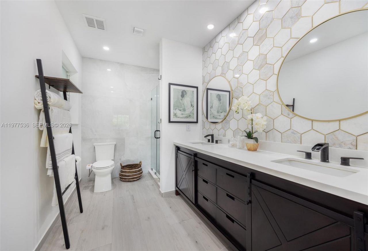 575 NE 97th St , Miami Shores, FL 33138 Photo