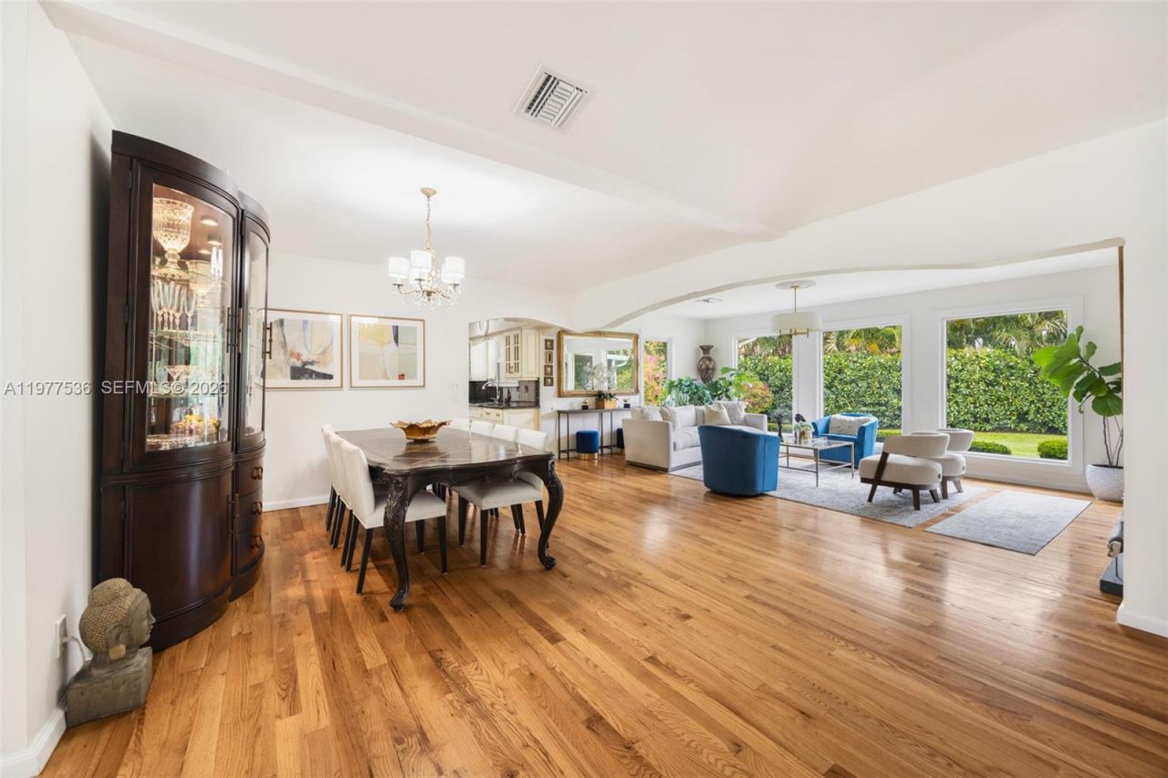 575 NE 97th St , Miami Shores, FL 33138 Photo