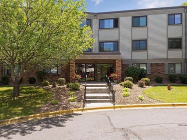 4385 Trenton Lane N, Unit 312, Plymouth, MN 55442