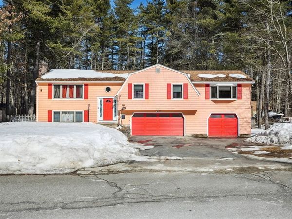 7 Balsam Dr, Townsend, MA 01469