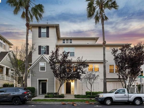 2153 2153 Northshore Dr , Richmond, CA 94804