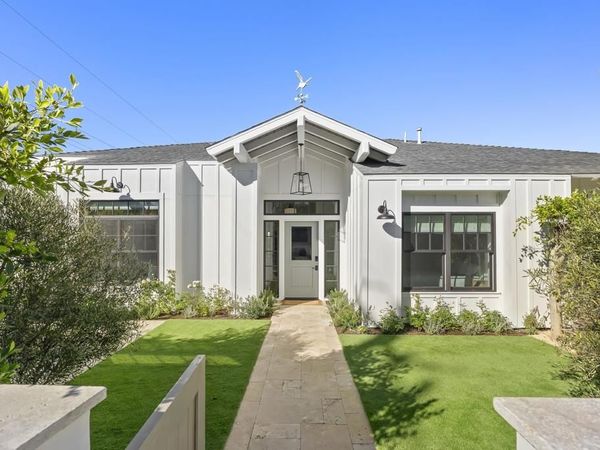 210 Estrella St , Solana Beach, CA 92075