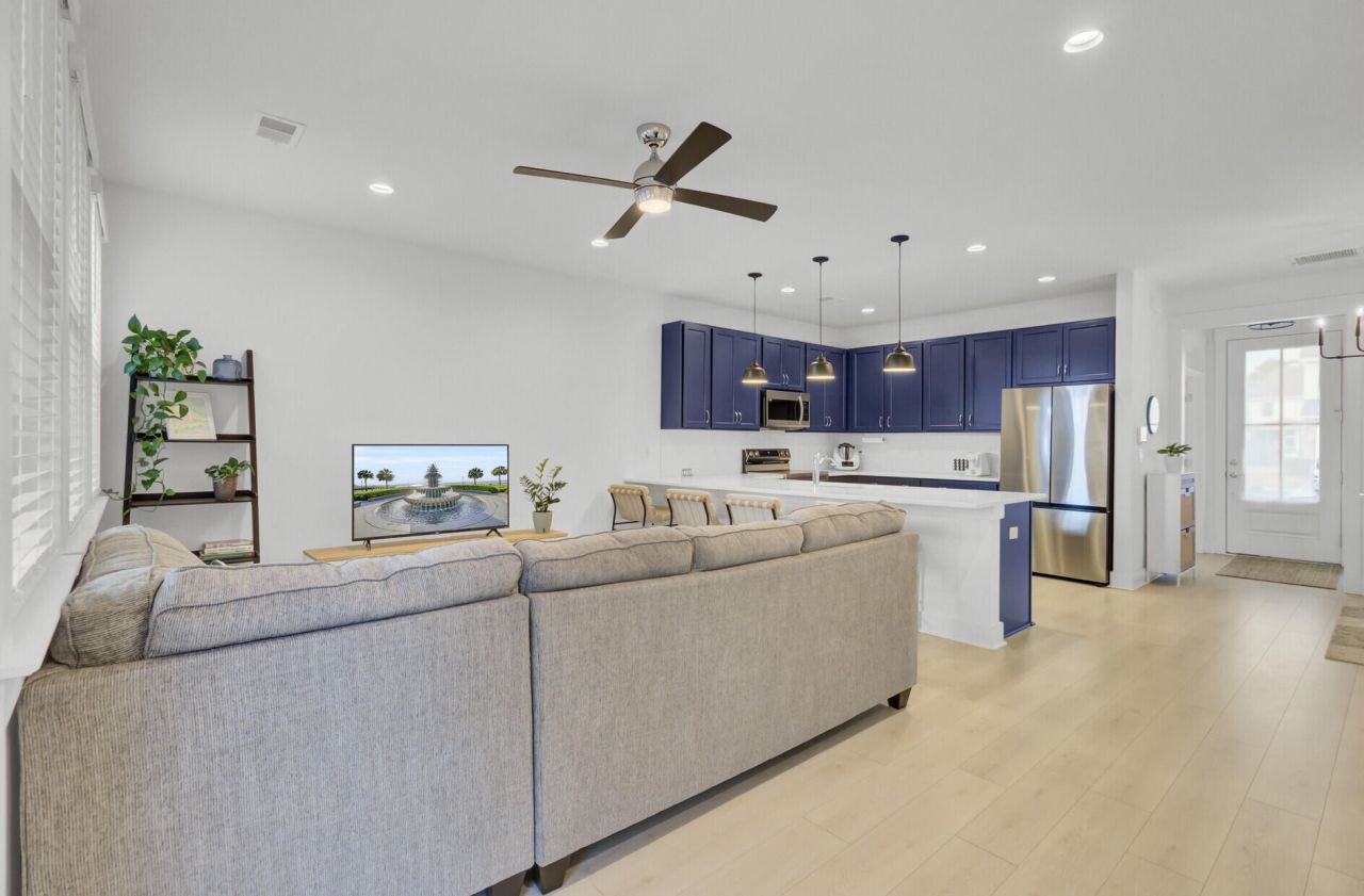 7753 Park Gate Drive Photo 23