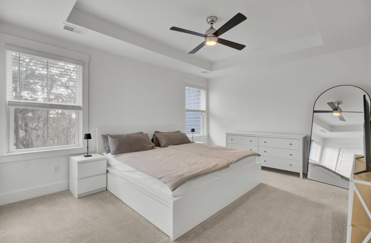 7753 Park Gate Drive Photo 30