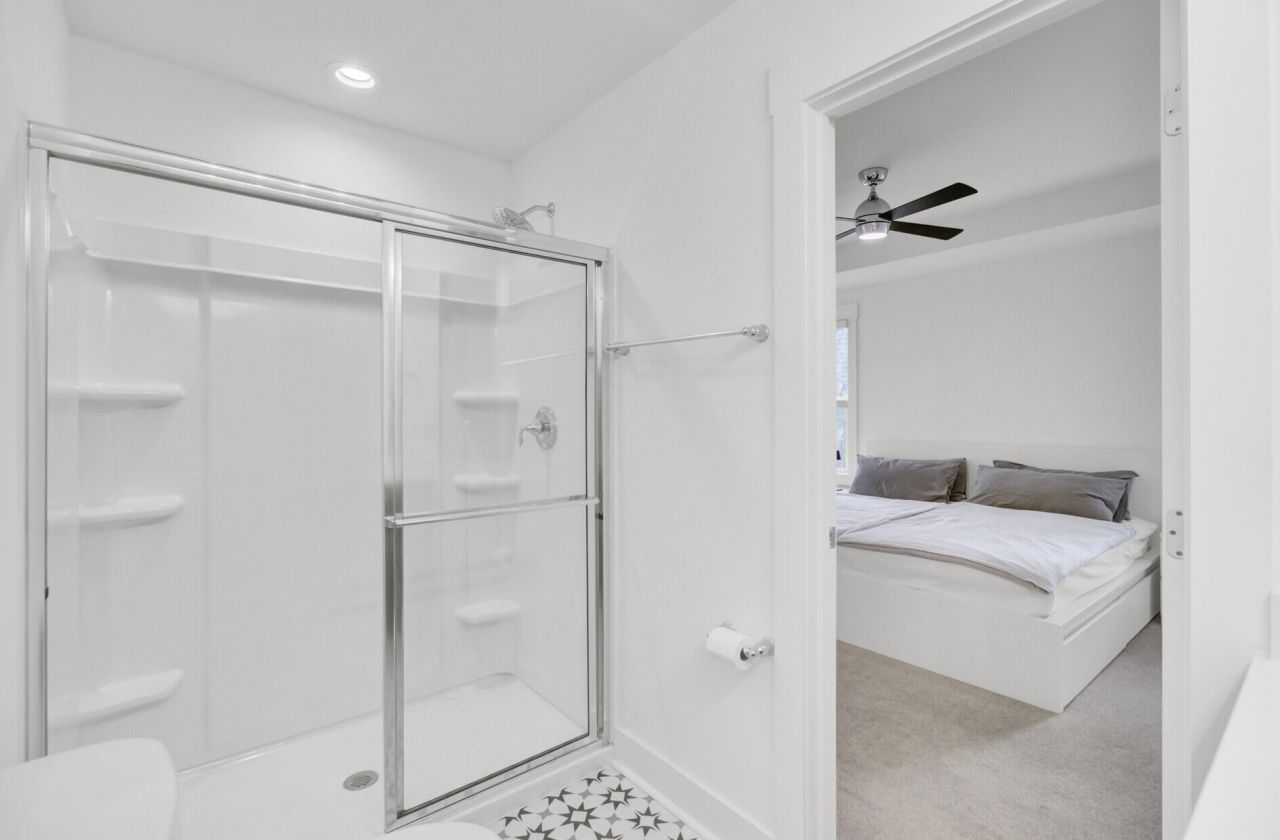 7753 Park Gate Drive Photo 35