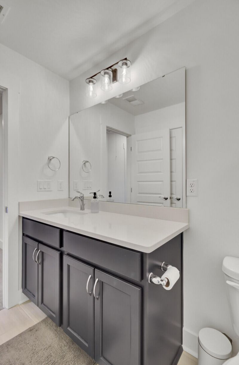 7753 Park Gate Drive Photo 40