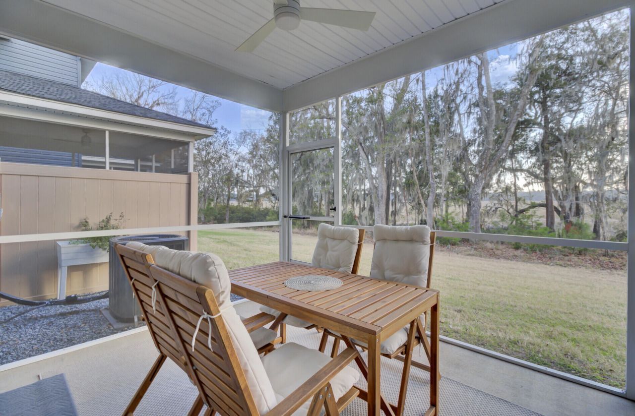 7753 Park Gate Drive Photo 44