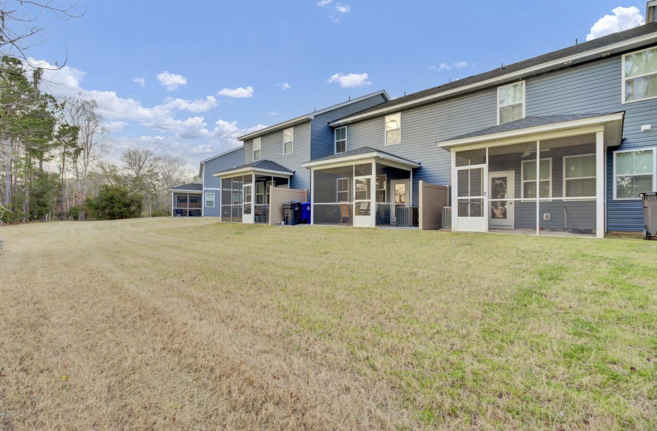 7753 Park Gate Drive Photo 47