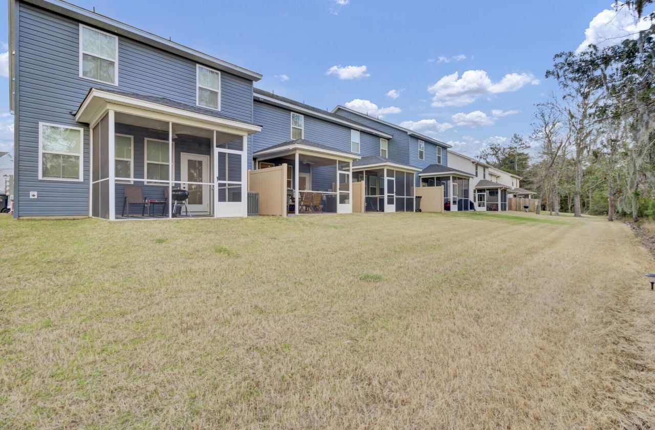 7753 Park Gate Drive Photo 48