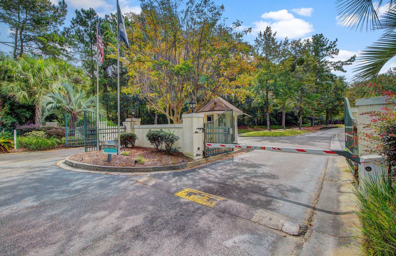 7753 Park Gate Drive Photo 63