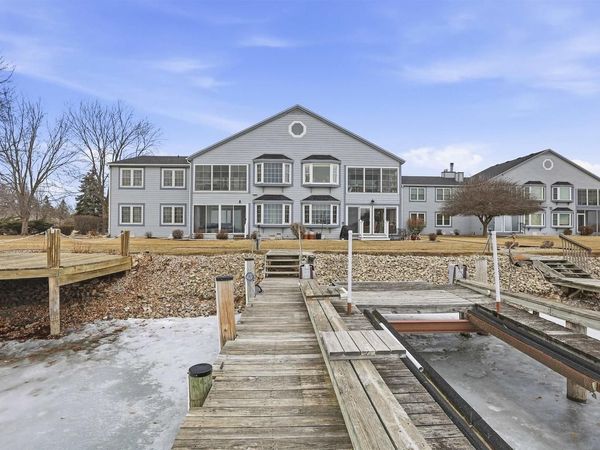 195 CAPTAINS COURT, Winneconne, WI 54986