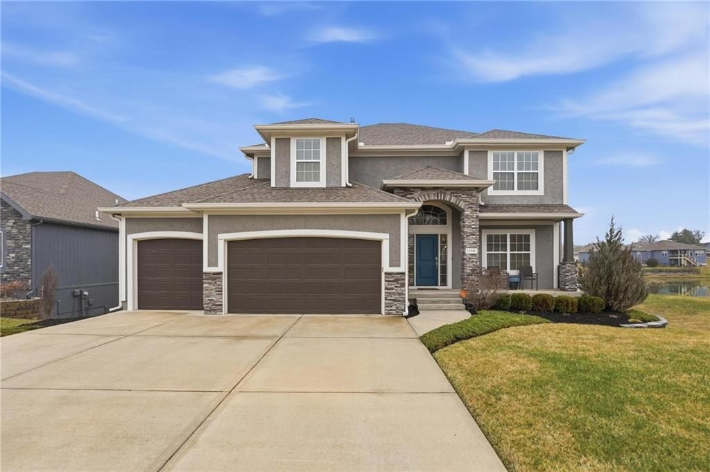 13540 NW 72nd Street, Parkville, MO 64152 Main Photo